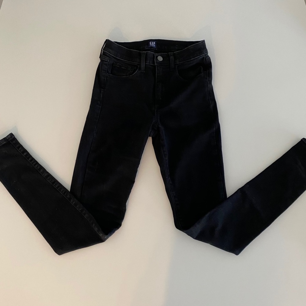 GAP Mid-High Rise Favorite Black Slim Jeans